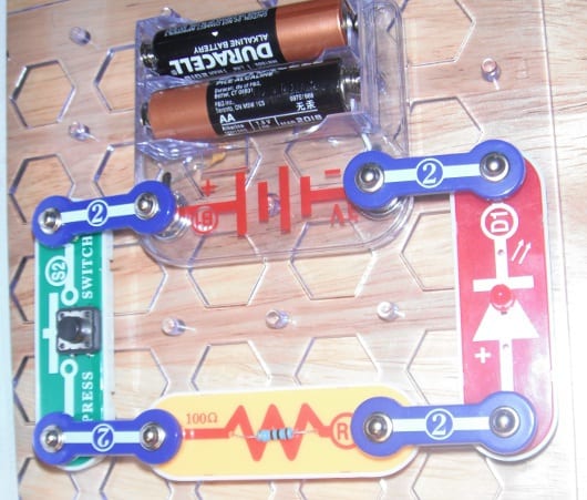 snap circuits junior 100
