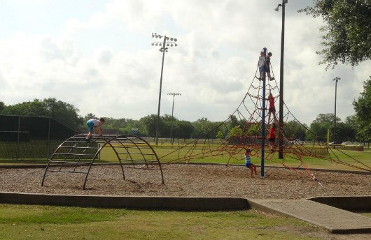 Climbing at Bear Creek Park Houston