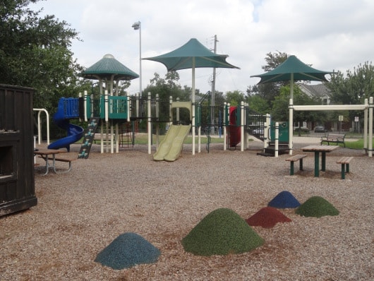 Colonial Park Playground