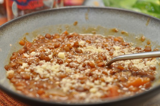 Lenil Soup with Toppings