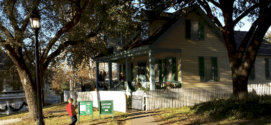 San Felipe Cottage at Sam Houston Park