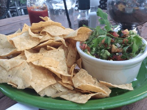 Barnabys Cafe Guacamole