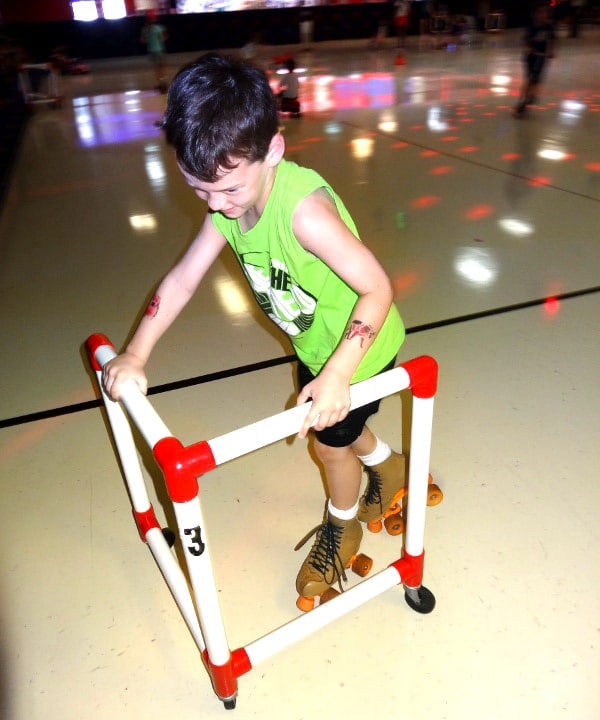 Dairy Ashford Roller Rink SkatemateF