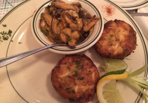 Goode Company Seafood Crab Cakes