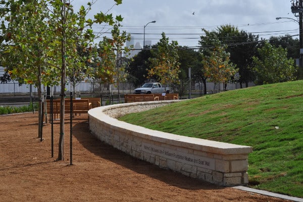 Mandell Park Path