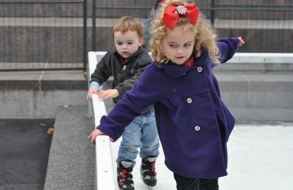 Kids in Discovery Green Ice Box