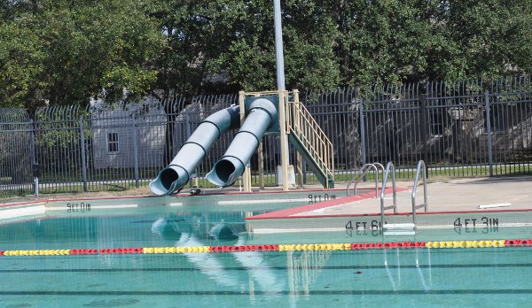 Love Park Pool Houston Heights