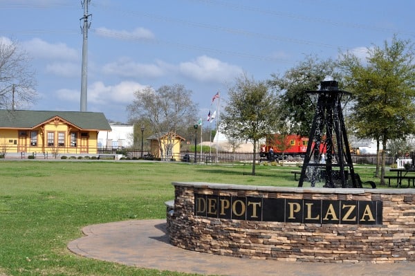 Depot Plaza in Tomball