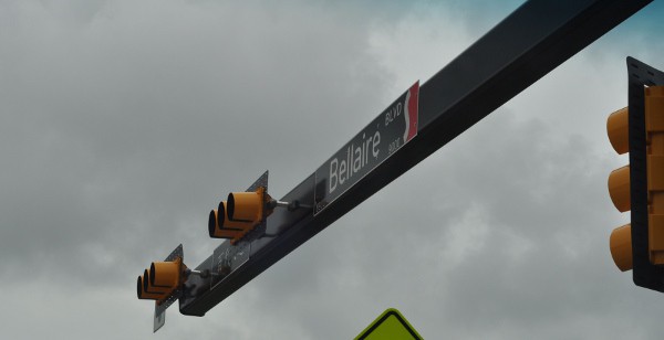 Bellaire Blvd Sign