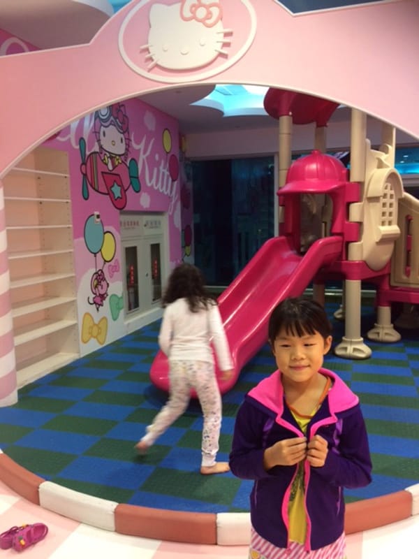 Hello Kitty Themed Play Area at Taipei Airport Gate BigKidSmallCity