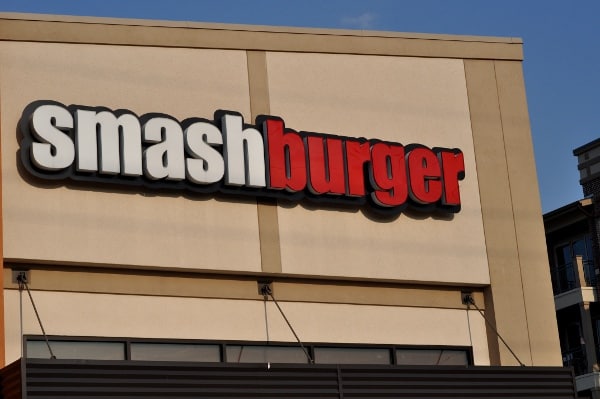 Smashburger Sign Houston Heights1