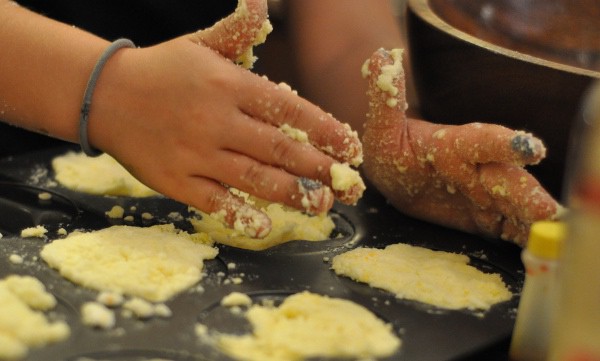 Making Imperial Sugar Bath Bombs