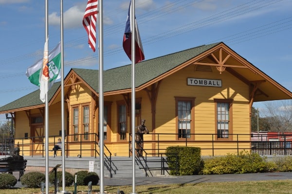 Tomball Train Depot BigKidSmallCity1