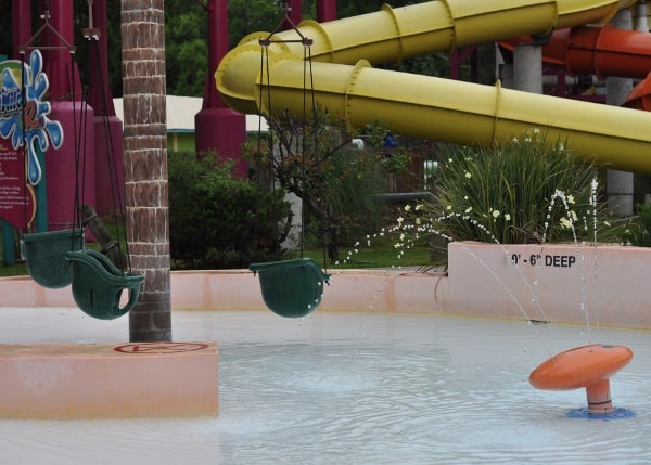 Wet N Wild Splashtown Baby Swings