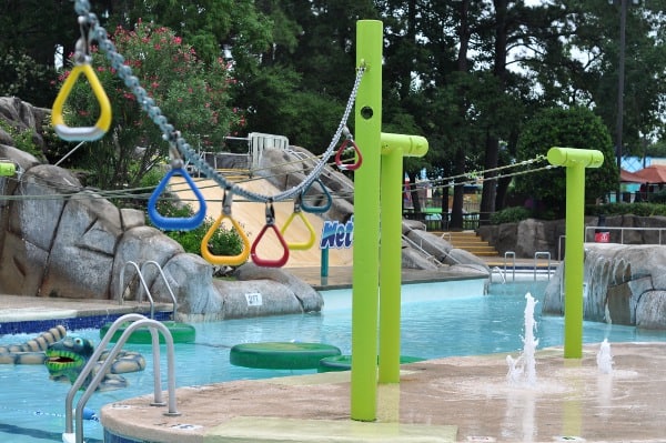 Wet N Wild Splashtown Monkey Bars