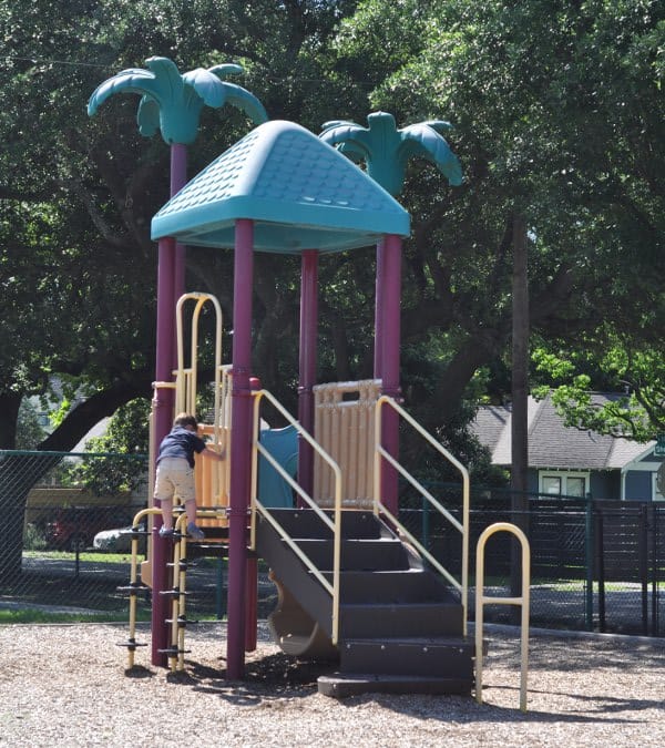 Field Spark Park Small Play Structure