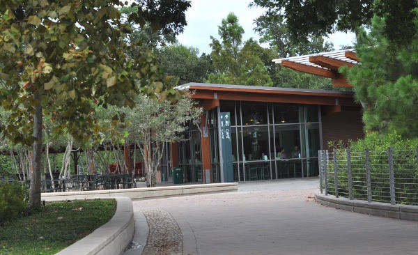 Pinewood Cafe at Hermann Park