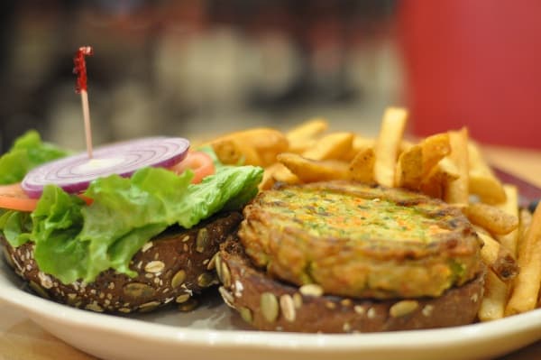 kenny-and-ziggys-veggie-burger
