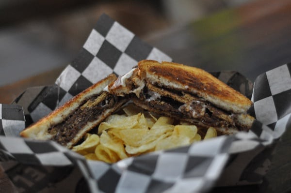 melt-smores-sandwich