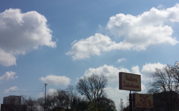 Nielsens Deli Roadside Sign