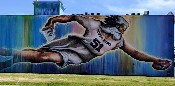 Houstons Biggest Mural Redone for Super Bowl