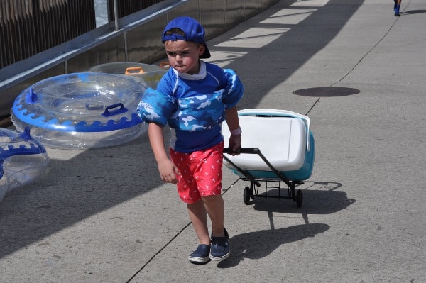 Pulling cooler at Schlitterbahn