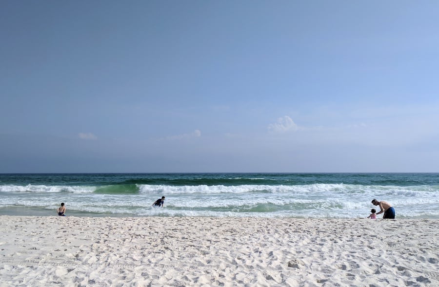 Where to stop between Houston and Pensacola Beach