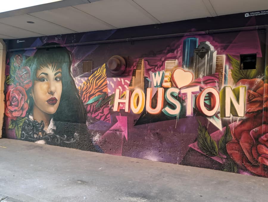 Selena Mural near Washington Avenue