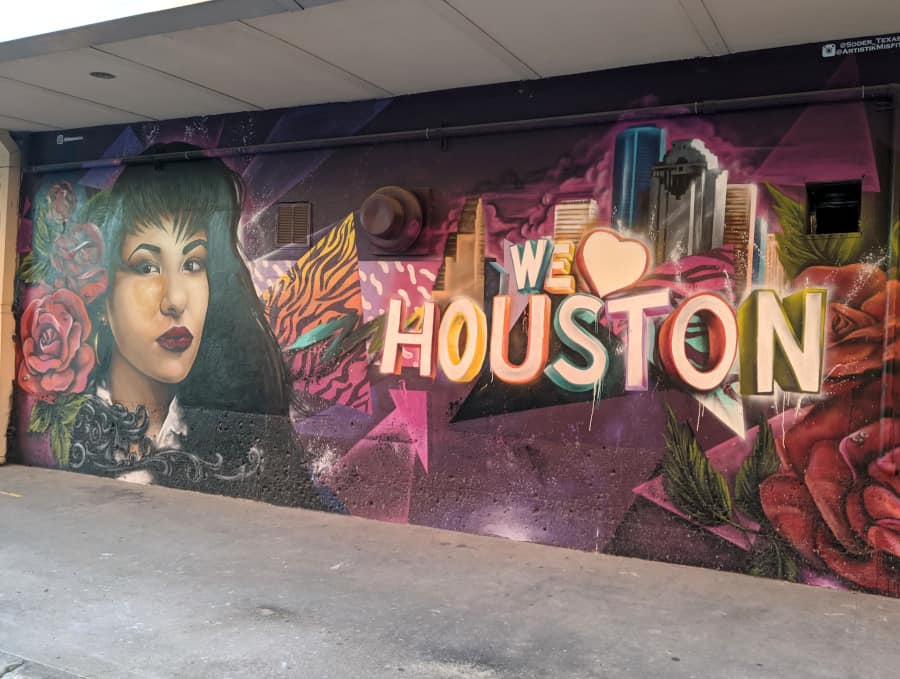 Selena Mural near Washington Avenue