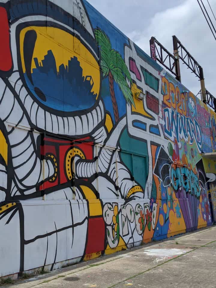 Houston Graffiti Building Astronaut Mural Fun Things to Do in Houston with Kids