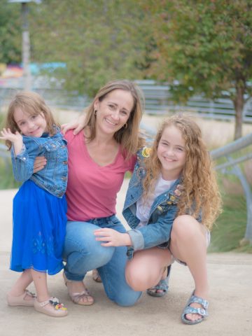 Girl Family Photo from Buffalo Bayou Park