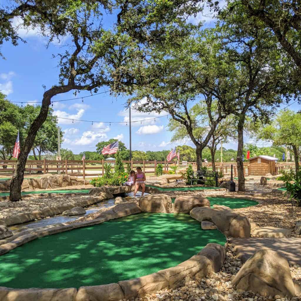 Mini Golf at Splashway Campground