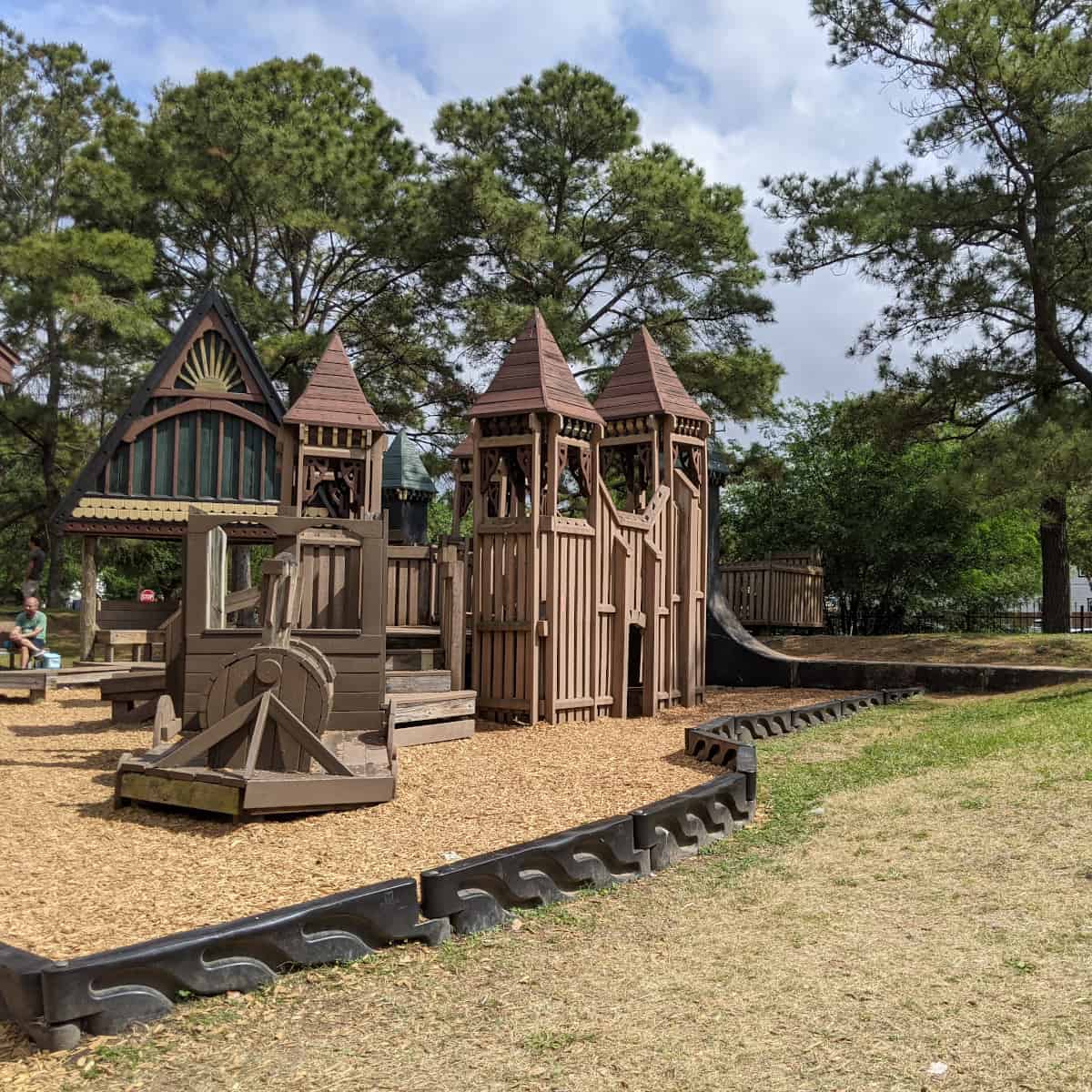 Donovan Park Wooden Play Structure