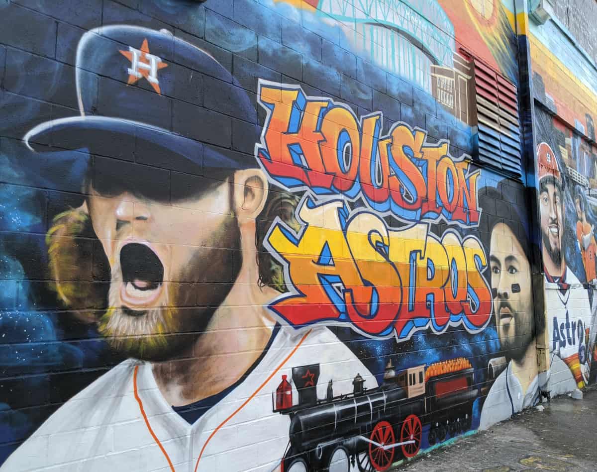 Astros Mural at Houston Graffiti Building