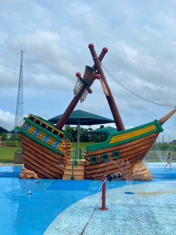 Mont Belvieu City Park Pirate Ship Splashpad