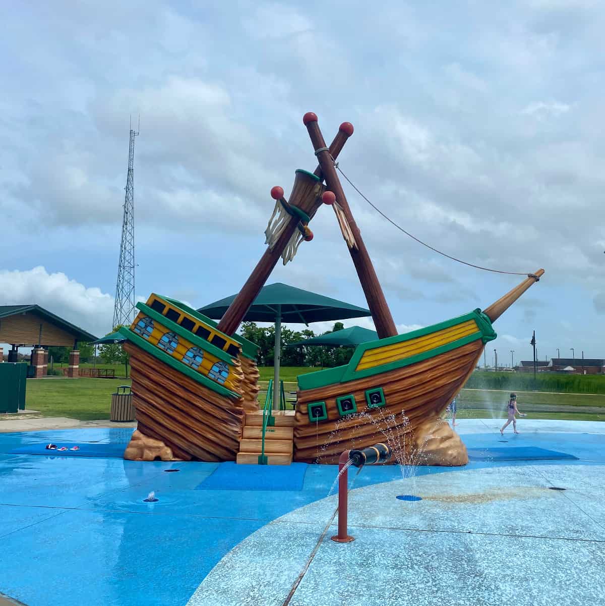 Mont Belvieu City Park Pirate Ship Splashpad