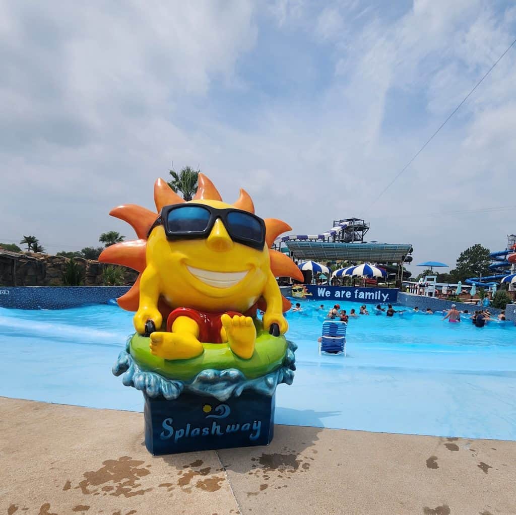 Splashway Waterpark & Campgrounds